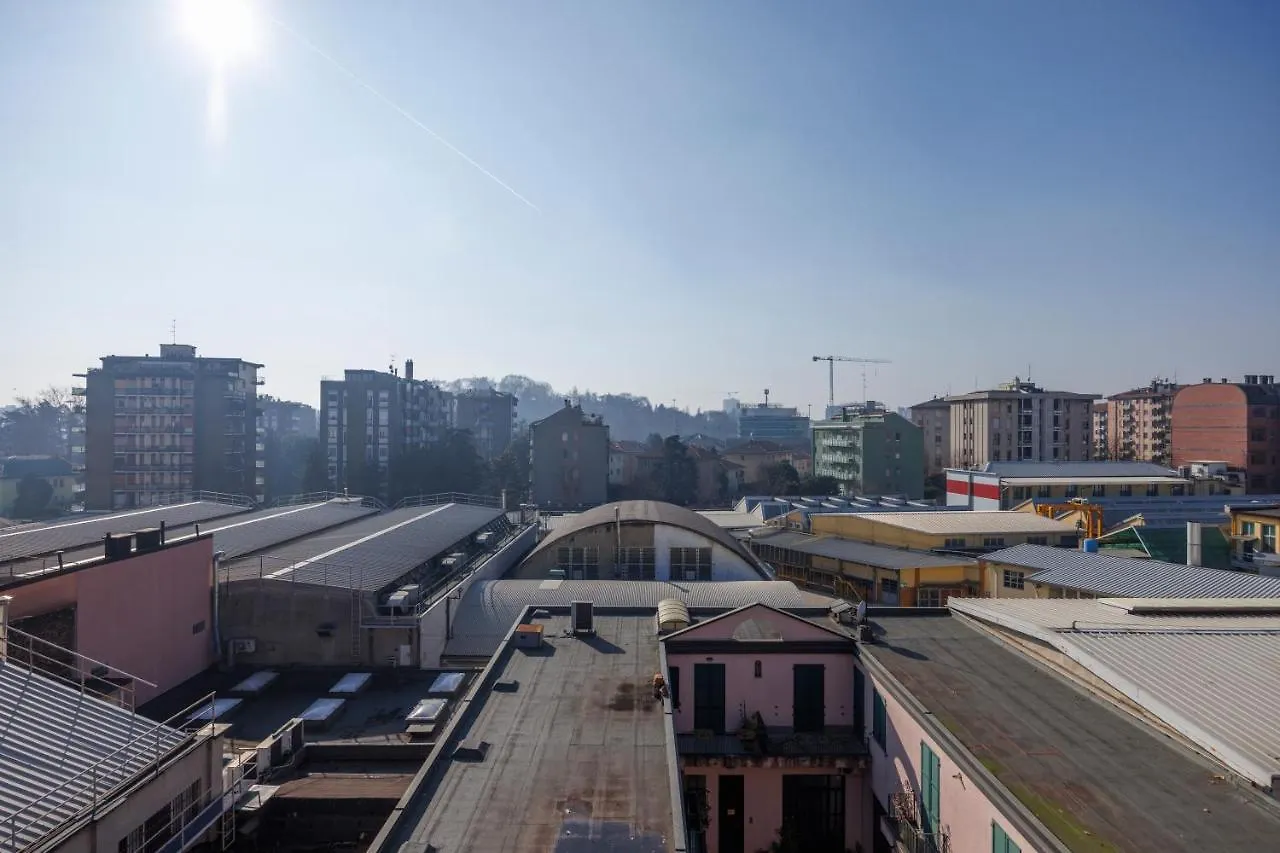Xenia Apartments - Newly Renovated Flat In Fiera Area Mailand Italien